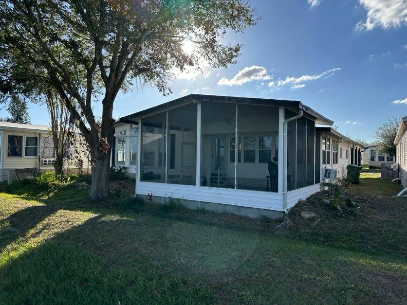 1046 Eagle Drive a Winter Haven, FL Mobile or Manufactured Home for Sale